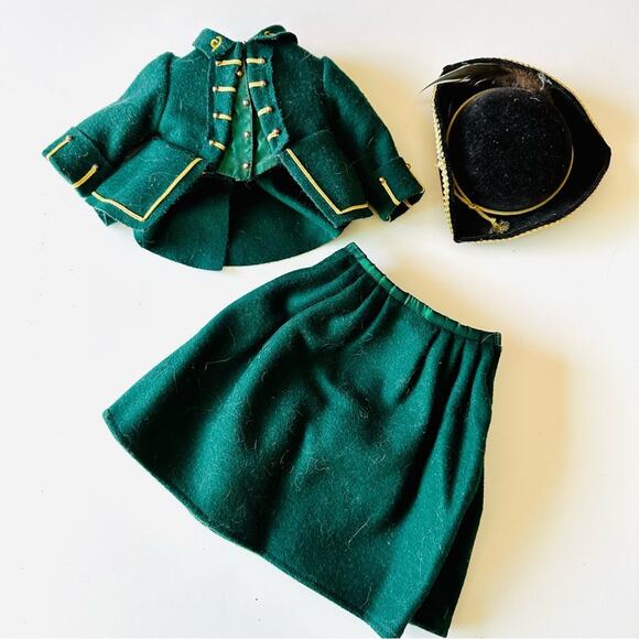 AMERICAN GIRL DOLL Felicity Green Black Riding Habit And Hat Complete Outfit - Picture 2 of 9